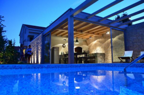 Гостиница Villa Mirakul  Сукосан